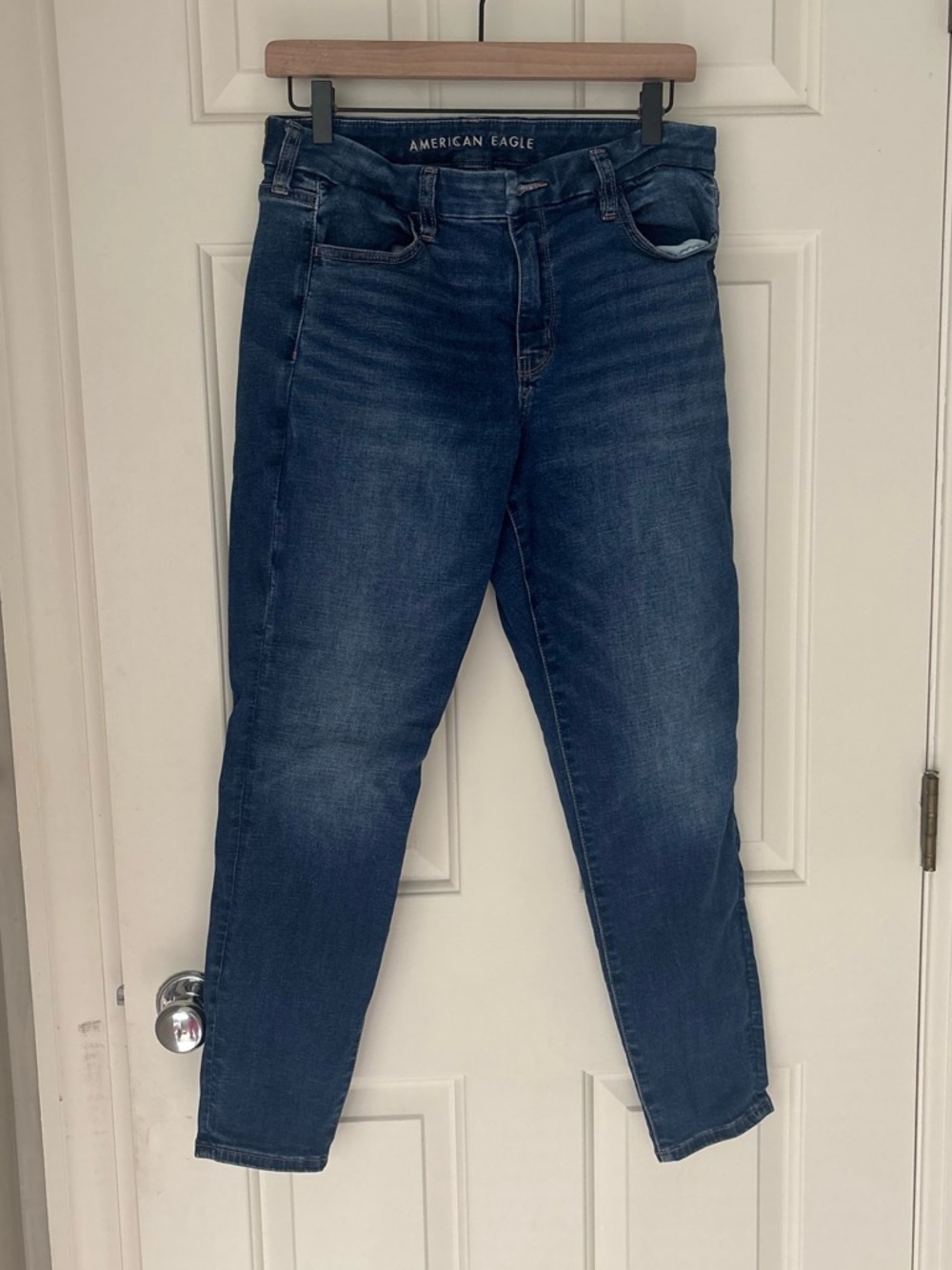 American Eagle Outfitters Women's Medium Blue High-Rise Skinny Jeans